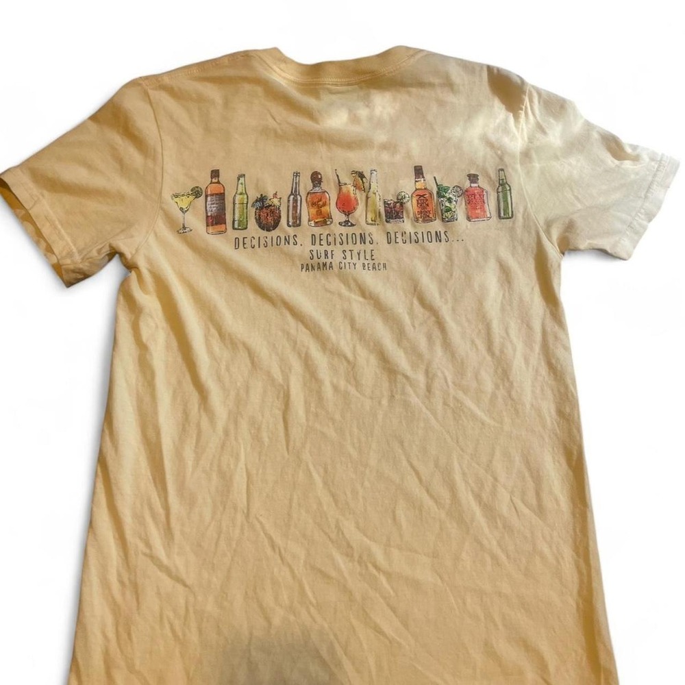 Yellow vintage 90s surf style t-shirt Size S